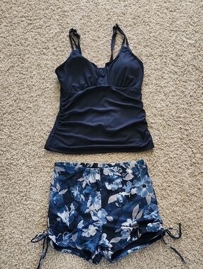 Amazon Women's Navy Blue Floral Tankini Set